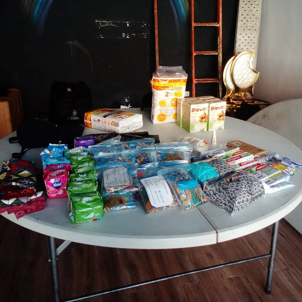 Distribution de repas aux familles